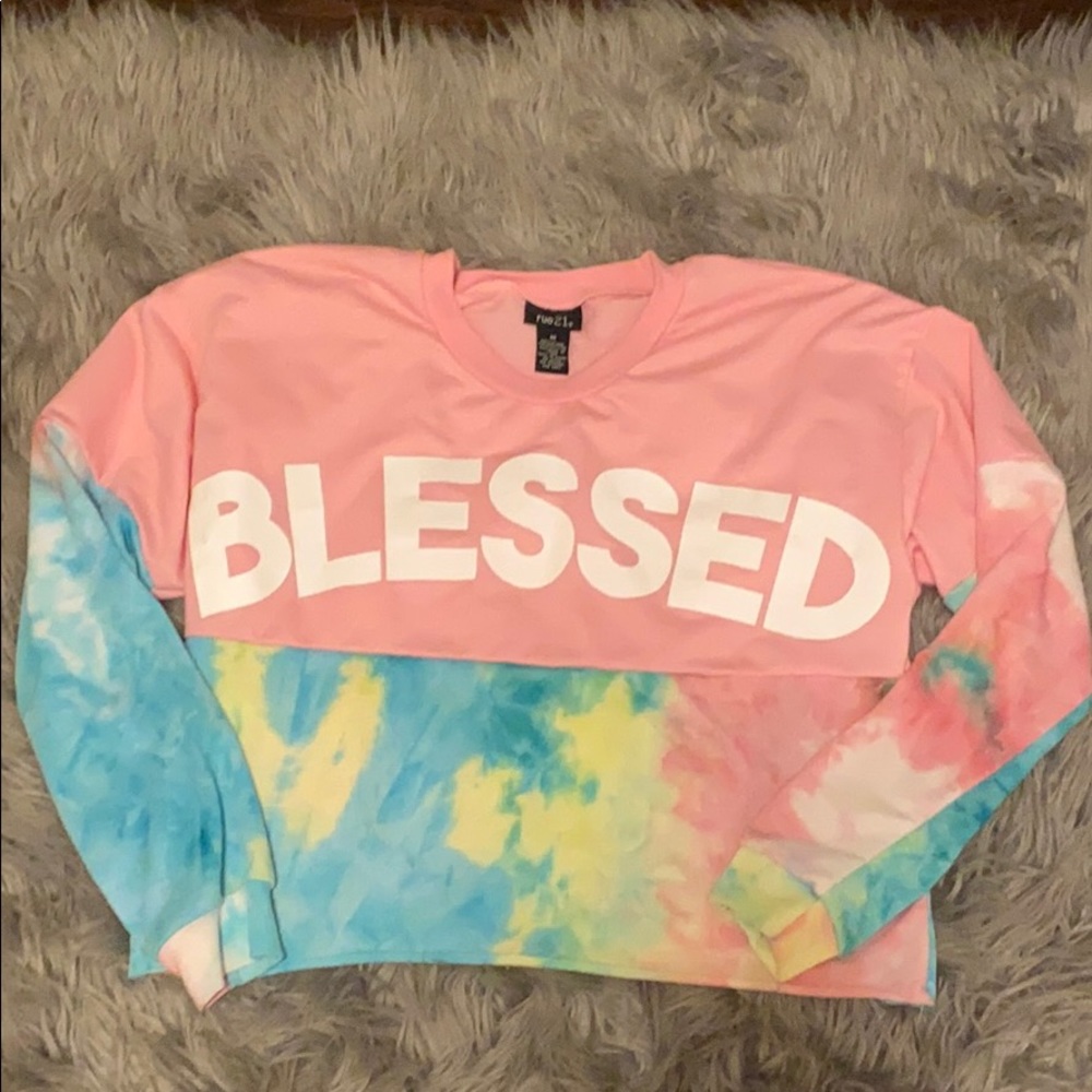Long-Sleeve Crop Top